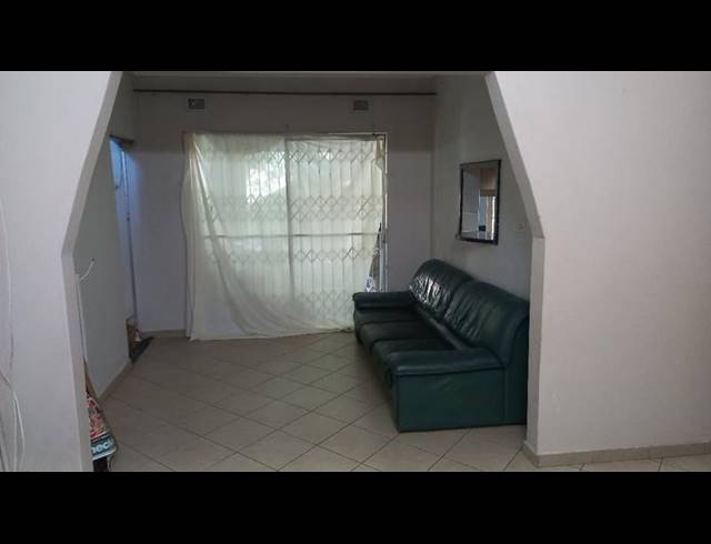 4 BEDROOM HOUSE FOR SALE IN SHALLCROSS